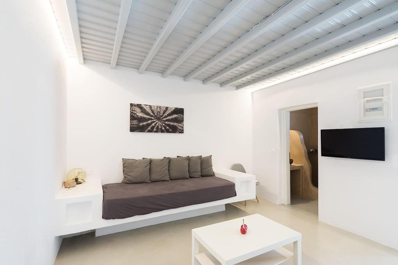 Brand New Mykonos Town Suites Exterior photo